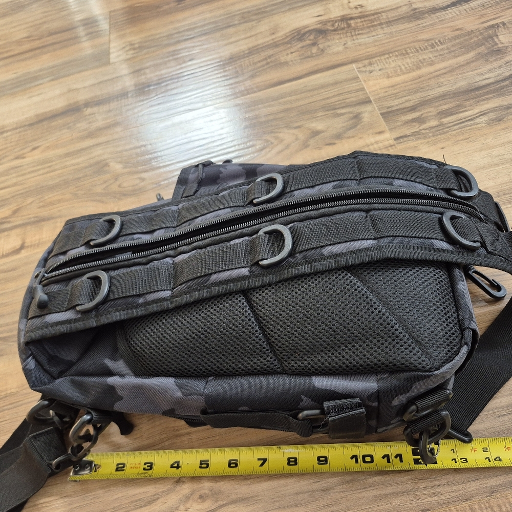 Backpack Camo Pattern - Picture 3 of 12